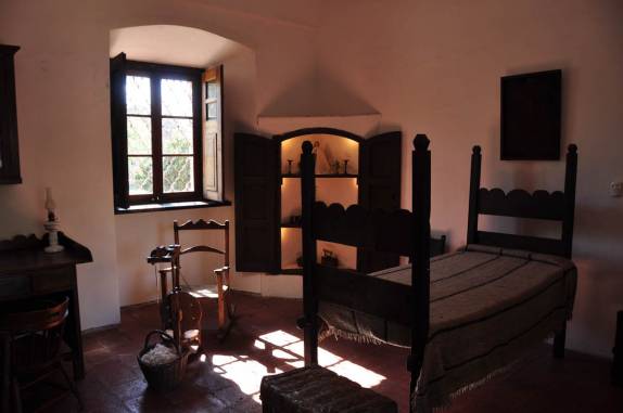 Quarto dos antigos missionários que viviam na Estância Jesuítica de Alta Gracia, na Argentina